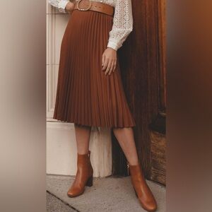 NWOT Sezane Dino Pleated Midi Skirt Hazelnut Golden Brown US 8